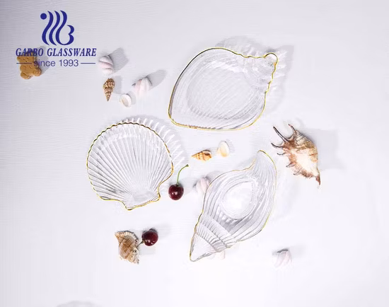 Gift Mail Order 5.5inch Clear Flower Unique Shape Glass Charger Plate avec Gold Rim Dinner Flat Creative Plate